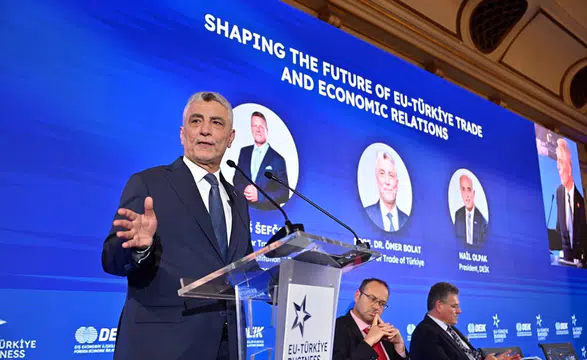 Ticaret Bakanı Bolat'tan AB'ye Türkiye'yi dışlamama çağrısı