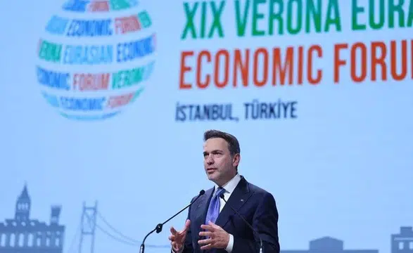 Bakan Bayraktar küresel arenada duyurdu: Türkiye katkı sunmaya hazır!