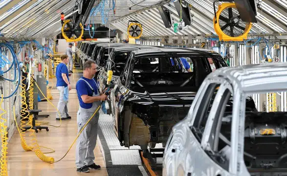 Volkswagen, 2030'a kadar 660 bin çalışanına zam yapmayacak
