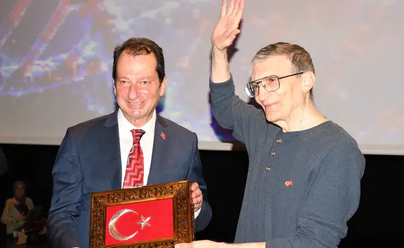 Nobel ödüllü Aziz Sancar Diyarbakır’da: Dicle Üniversitesi bilimde küresel ölçeğe uzanıyor