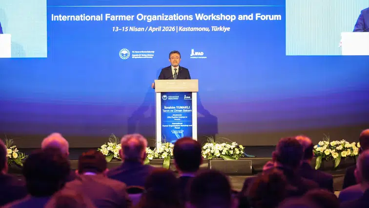 Çiftçiye dev destek: Bakan Yumaklı 938 milyar liralık dev kaynağı açıkladı!