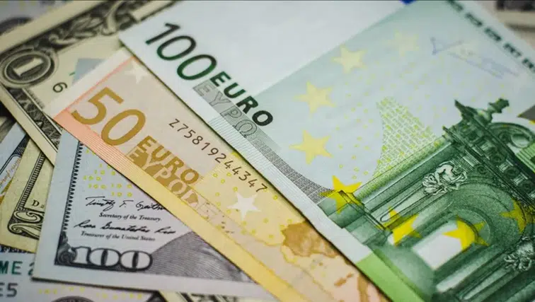 İstanbul serbest piyasasında döviz kurları yeni güne yatay seyirle başladı!