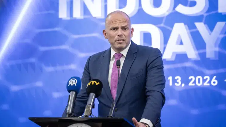 Belçika Savunma Bakanı Francken'den Türk savunma sanayisine övgü!