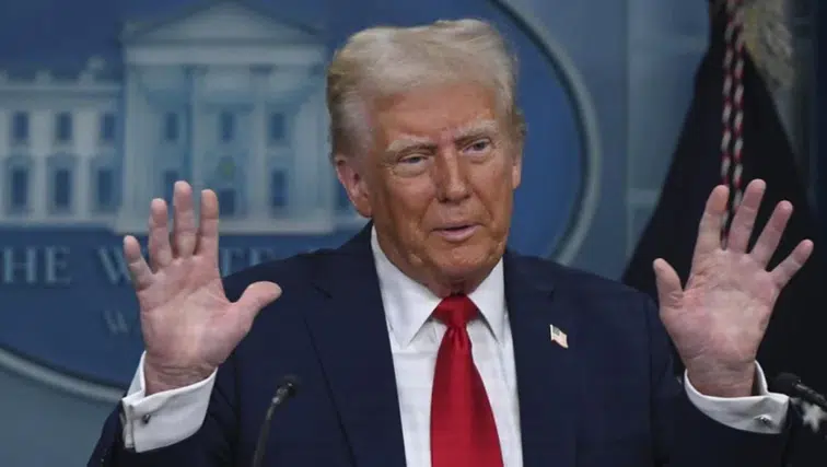 Trump, ekonomik büyümenin borç sorununu çözeceğini vurguladı