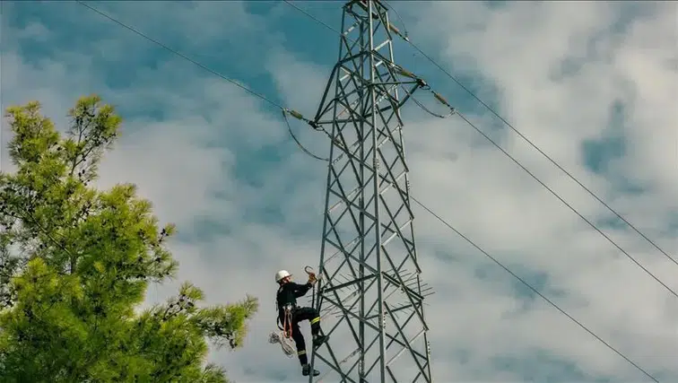 Spot piyasada elektrik fiyatları çark ediyor: Yarın için en yüksek 3 bin 510 lira