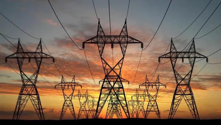 Elektrik üretimi artarken tüketimde denge sağlandı