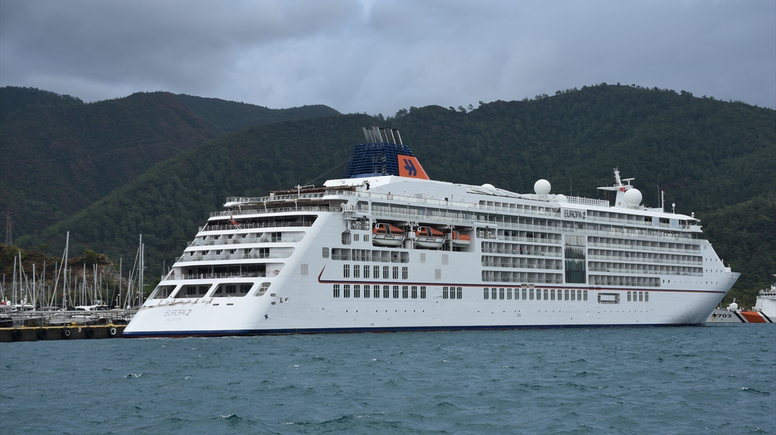Marmaris'e 'Europa 2' kruvaziyeriyle 483 yolcu geldi