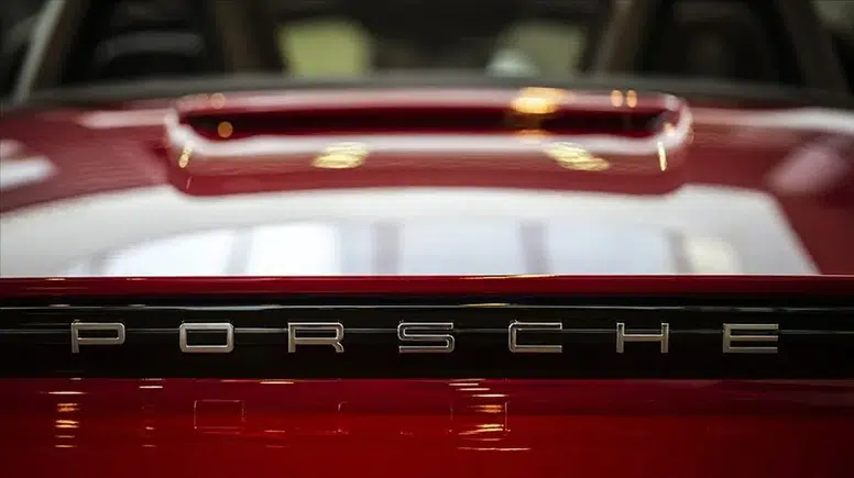 Alman devinde düşüş: Porsche teslimatları beklenti altında