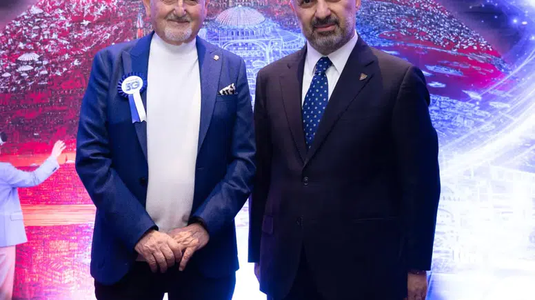 Türk Telekom’dan 5G hamlesi: Devrim Erbil sergisiyle sanat dijital evrene taşındı!