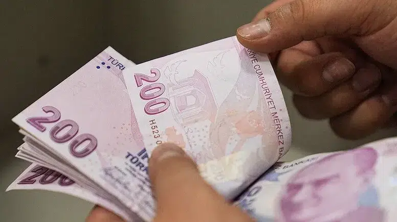 Emeklinin beklediği maaş farkı ödeme tarihi belli oldu!
