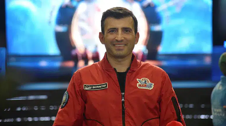 Selçuk Bayraktar’dan YKS şampiyonlarına 11 hayat kuralı