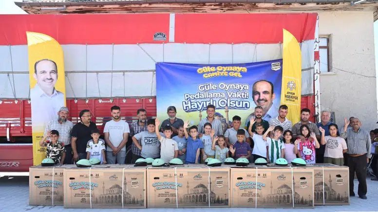 'Güle Oynaya Camiye Gel' projesinde ödül dağıtımı başladı