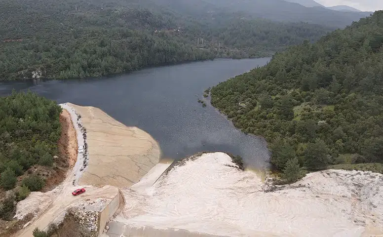 Şubat Yağışları 66 Yılın Zirvesinde: Barajlar Doldu, Yenilenebilir Enerji Rekor Kırdı!