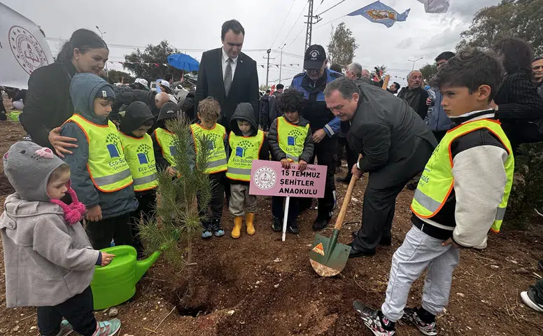 Antalya’da Fidanlar Gelecek İçin Toprakla Buluştu!