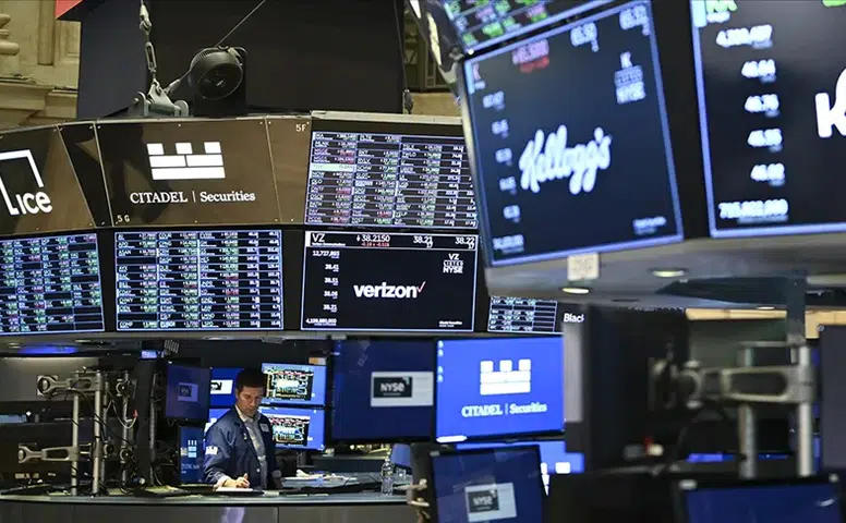 Hürmüz Boğazı'nda artan gerilim küresel piyasaları hareketlendirdi: Petrol yükselişte, borsalar karışık!