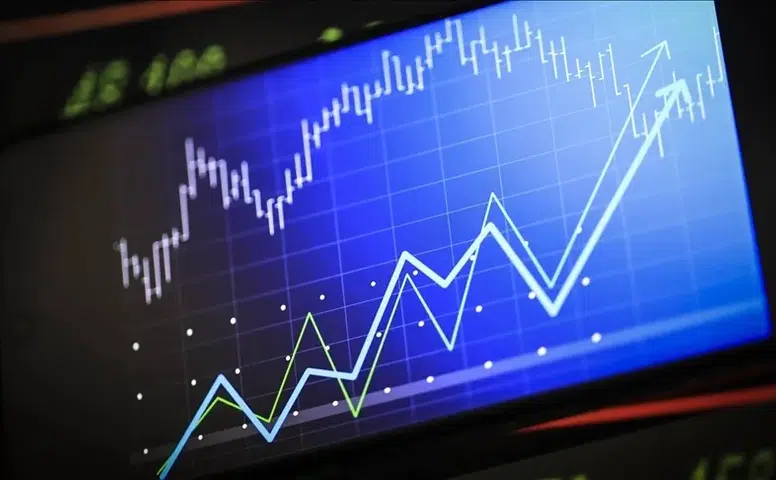 Trump'ın 'Taş Devri' Çıkışı Borsaları Salladı: Teknoloji Devleri Tepetaklak!