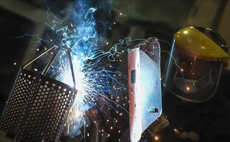 Petrol şoku Alman sanayisini vurdu: Üretici fiyatlarında korkutan rekor sıçrama!