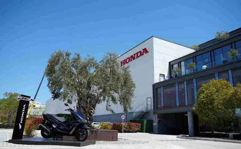 İzmir Aliağa’da motosiklet fabrikası açıldı: Japon devi Honda'dan stratejik yatırım!