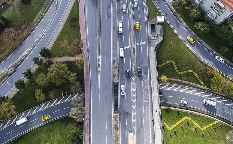 Karayolları Genel Müdürlüğünden sürücülere yol durumu uyarısı: 10 ilde çalışma başlatıldı!