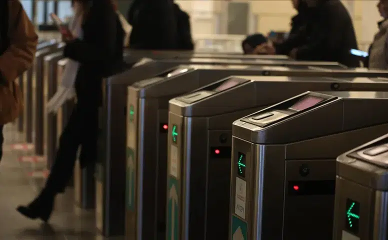 23 Nisan'da raylı sistemler ve belediye toplu taşıma araçları ücretsiz hizmet verecek!