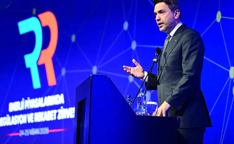 Türkiye’nin yeni enerji mimarisi ve küresel stratejileri enerji zirvesinde ele alındı!