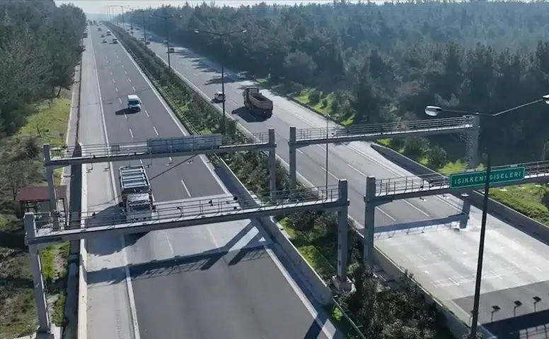 Sürücüler Dikkat: Dev Tünel ve Otoyollarda Şeritler Değişti!