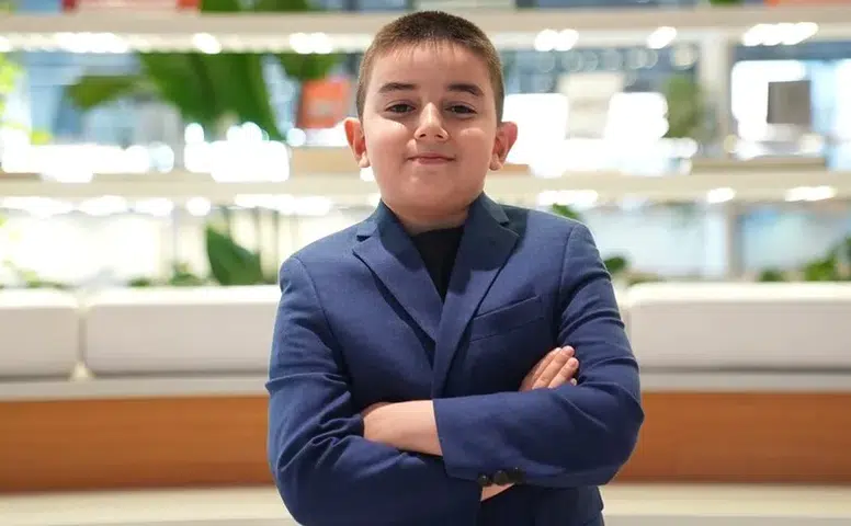 İlkokul 2. sınıf öğrencisi Afşin Agah Alp, uluslararası yapay zeka yarışmasında Türkiye'yi temsil edecek!