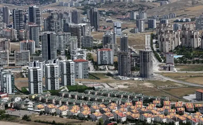 Gayrimenkulde sert fren! Konut satışlarında yıllık gerileme yüzde 30’u aştı