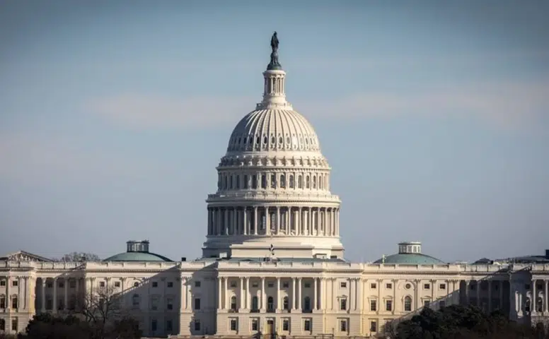 Washington'da İran çatlağı: Senato'dan Trump'ın savaş yetkilerine fren kararı