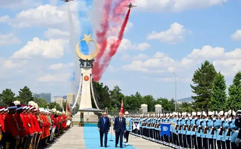 Erdoğan, Trump'ı Külliye'de görkemli törenle karşıladı