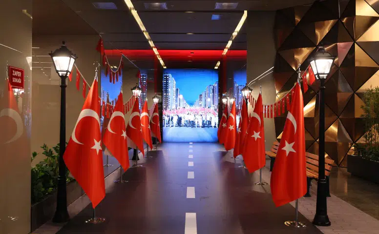 15 Temmuz'un 10. yılına özel dev sergi: İrade Bizim, Zafer Bizim kapılarını açtı