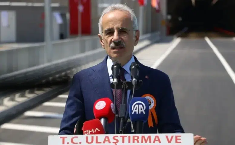 Müjdeyi Bakan Uraloğlu verdi: Yalova-Armutlu Yolu hizmete açıldı