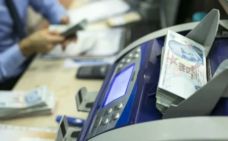 Yılın ilk 7 ayında bütçe açığı 1,3 trilyon lirayı aştı