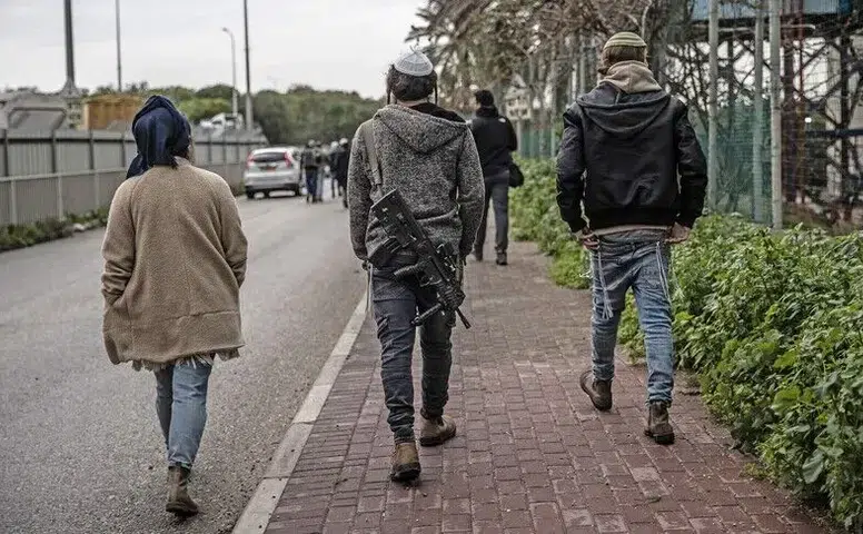 İsrail basınından itiraf niteliğinde iddia: Ordu saldırganların koruyucusu mu oldu?