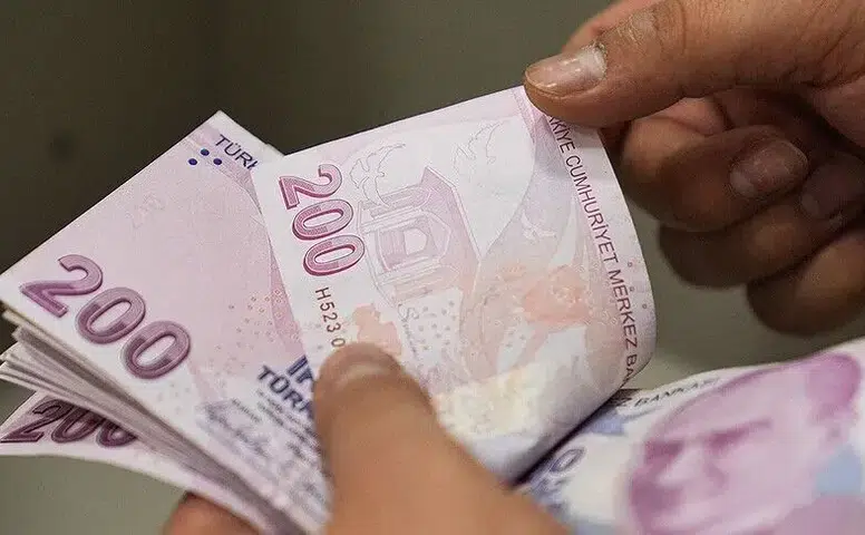 Emeklinin beklediği maaş farkı ödeme tarihi belli oldu!