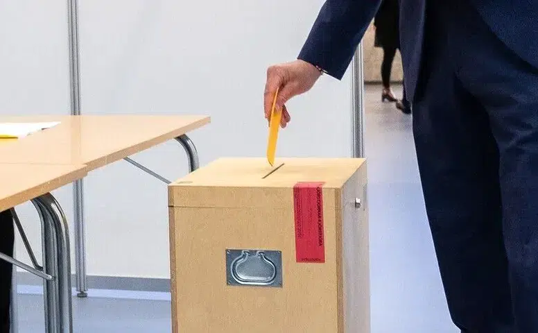 İzlanda Avrupa Birliği kapısını yeniden mi açıyor?