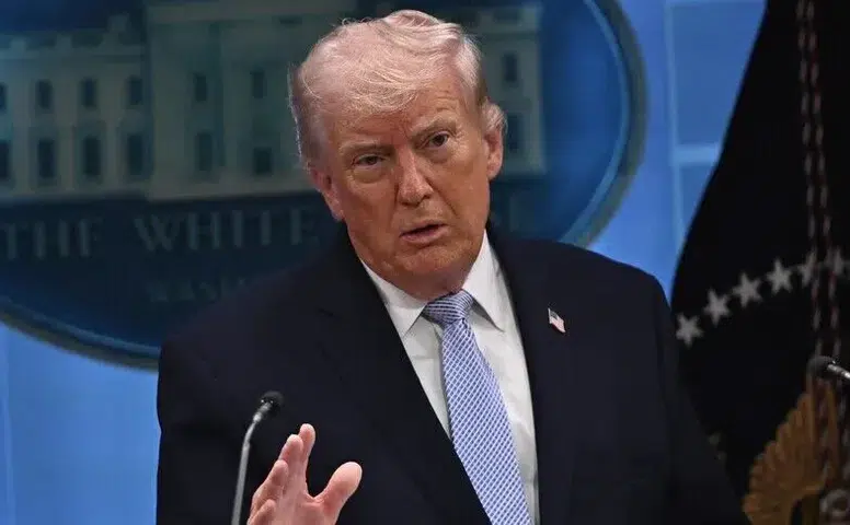 Günlük 30 tanker geçiyor! Donald Trump’tan kritik petrol ve enerji çıkışı