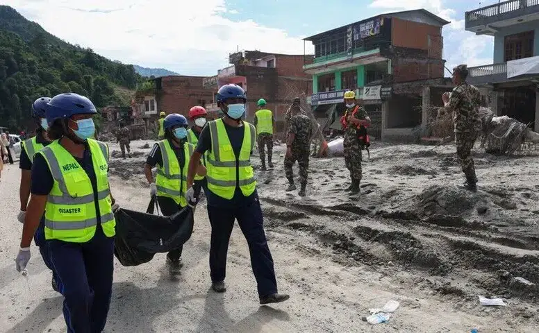 Nepal'deki selde can kaybı 987'ye yükseldi