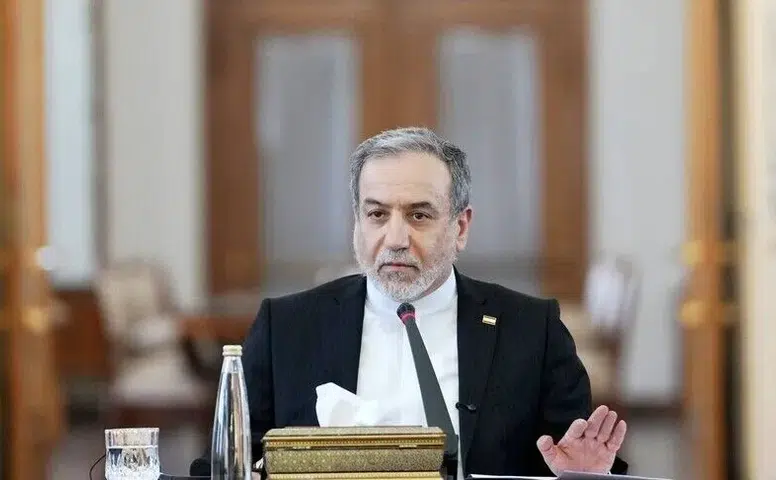 Krizin göbeğindeki Tahran’dan dünyaya mesaj: Diplomatik kanallar kapanmadı