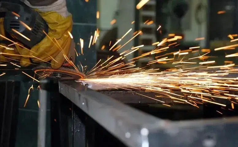 Sanayide dev bütçe hamlesi: 2027 ihracat hedefi 276 milyar doları aşacak!