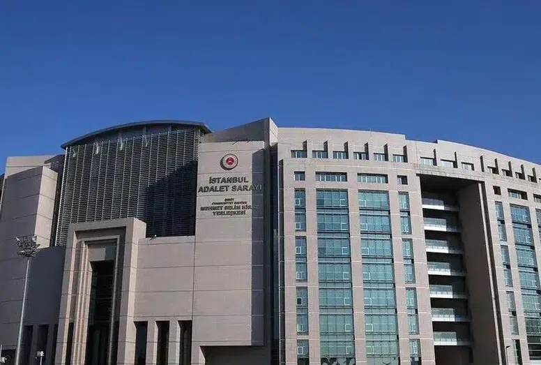 İstanbul’da milyarlık kara para soruşturması: Gözaltındaki 8 şüpheli adliyeye sevk edildi