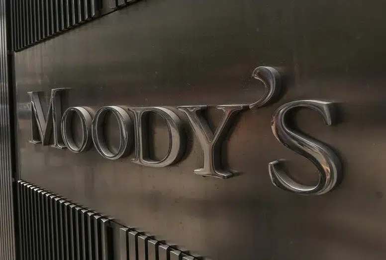 Moody's'ten negatif görünüm vurgusu: Fransa'nın borç yükü sınırları zorluyor