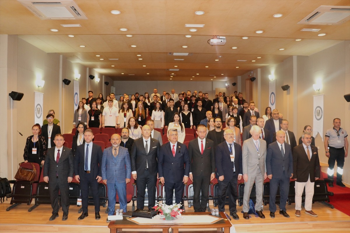 Kütahya Dumlupınar Üniversitesi ve Lojistik Derneği (LODER) işbirliğiyle bu yıl 14'üncüsü...