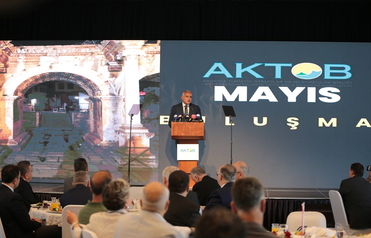 Kültür ve Turizm Bakanı Mehmet Nuri Ersoy, Antalya'da Akdeniz Turistik Otelciler ve İşletmeciler...