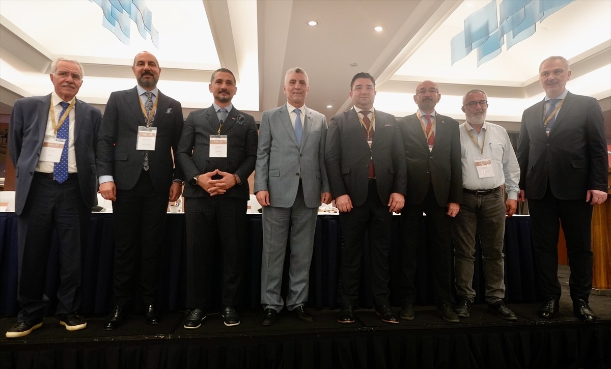 Ticaret Bakanı Ömer Bolat, Bab-ı Ali Toplantıları’na katılarak konuşma yaptı.