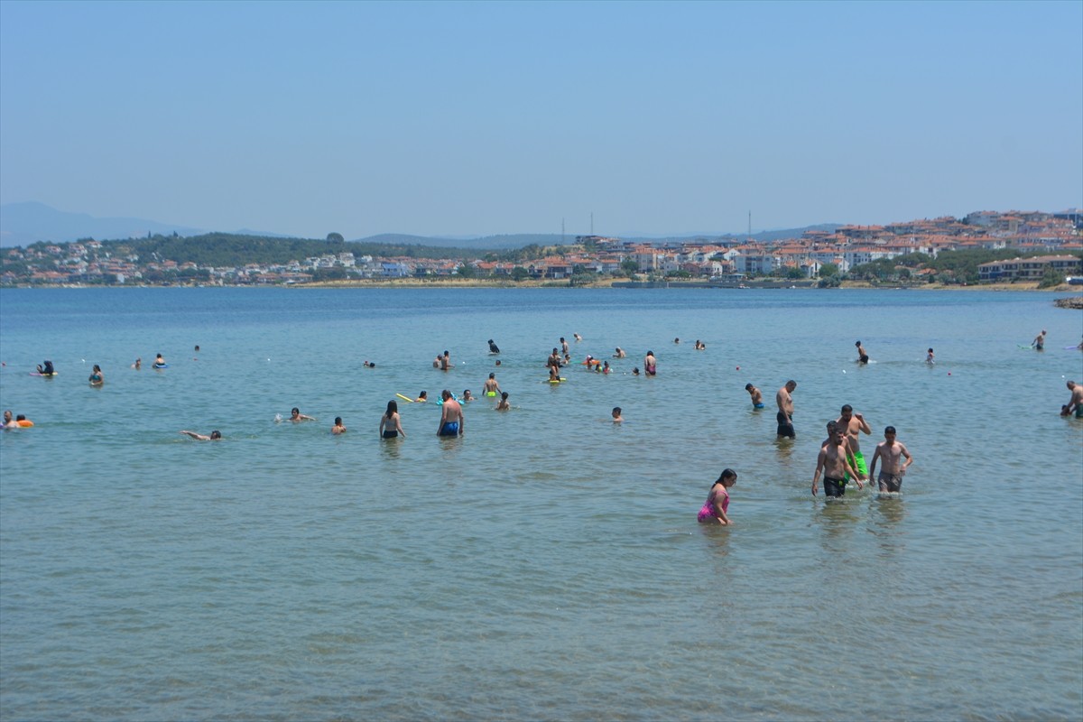 Balıkesir'in Ayvalık ilçesinde Kurban Bayramı tatilinde konaklama tesislerinde doluluk oranı yüzde...