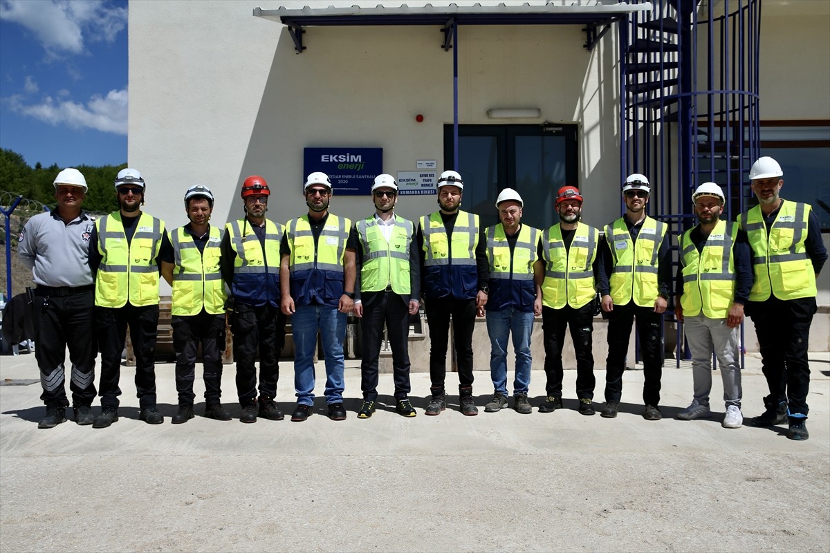 Eksim Enerji, rüzgardan elde ettiği temiz enerjiyle yaklaşık 790 bin hanenin elektrik ihtiyacını...