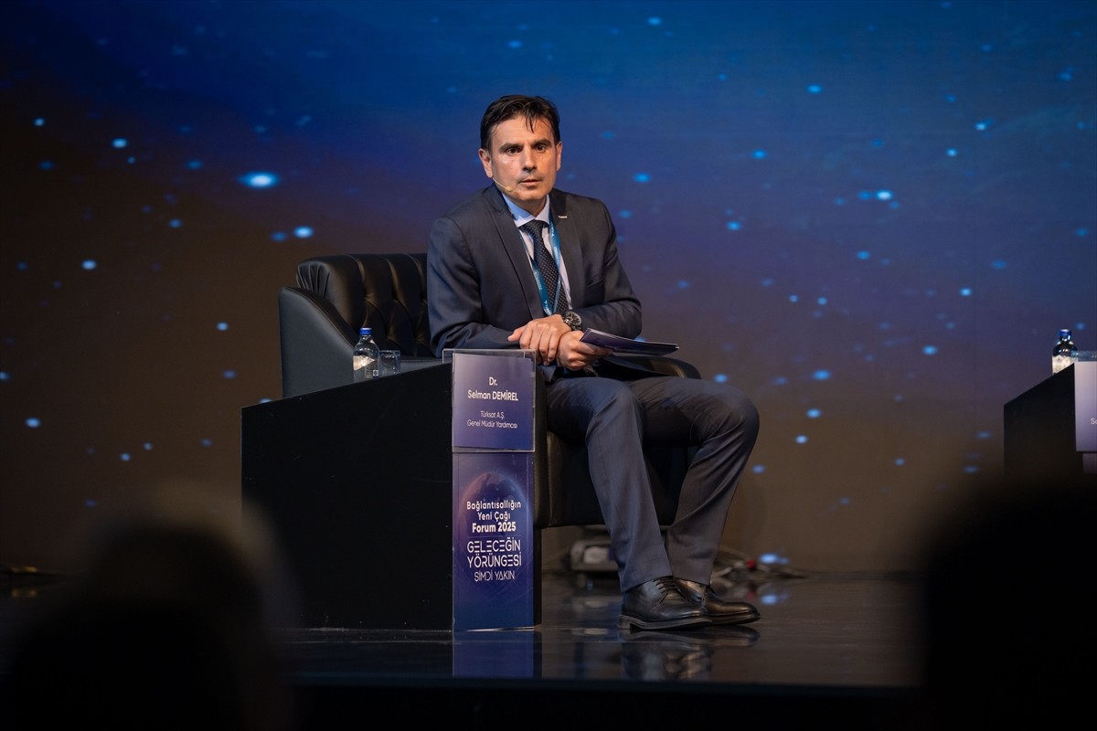 Anadolu Ajansının Global İletişim Ortağı olduğu ve TÜRKSAT'ın ev sahipliğinde düzenlenen...