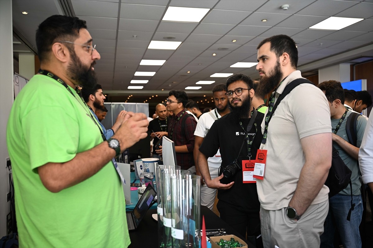 Dünyanın farklı ülkelerinden etik teknoloji anlayışını benimseyen Müslüman teknoloji...