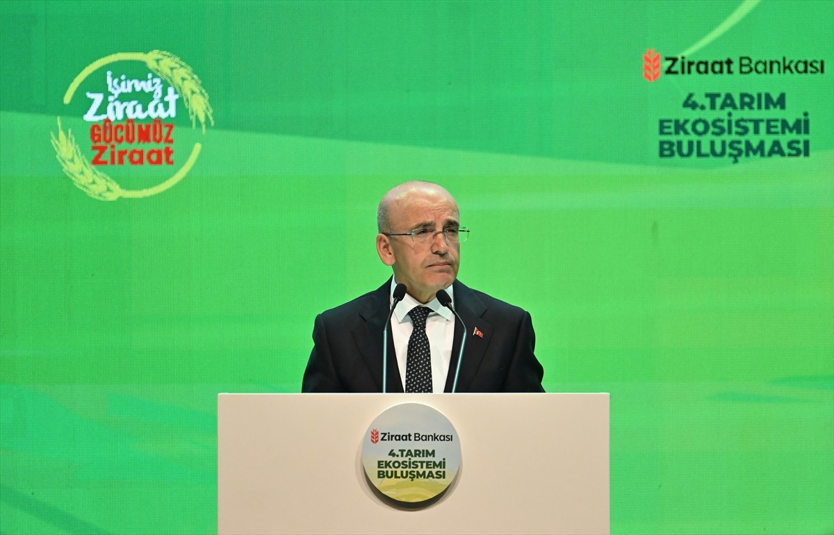 Hazine ve Maliye Bakanı Mehmet Şimşek, Haliç Kongre Merkezi'nde bu yıl 4'üncüsü düzenlenen Ziraat...